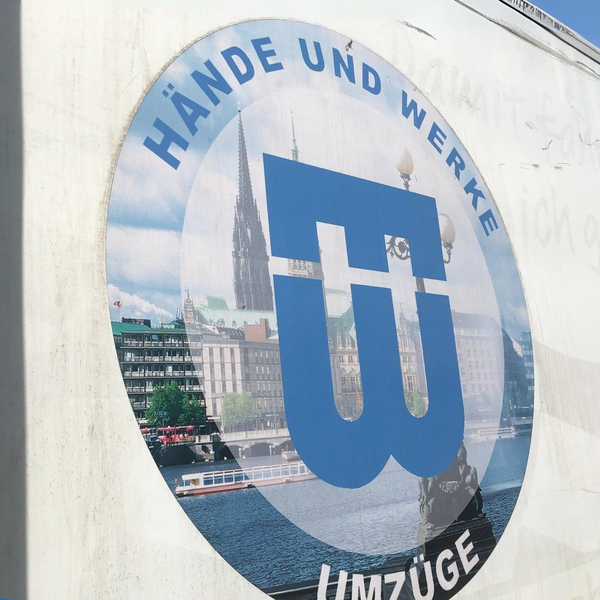 Titelfoto von Hände und Werke Umzüge